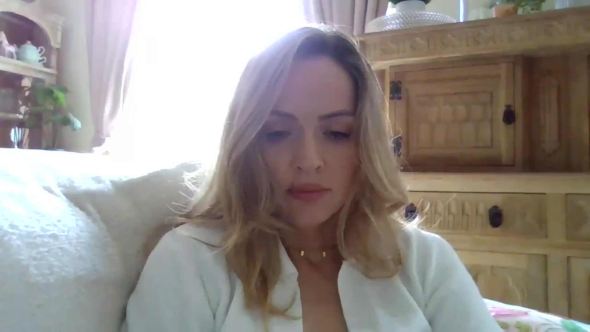 Gallery image thumbnail from British_chick's myfreecams stream on, 06/25/2024, 15:07 image 2 of 20
