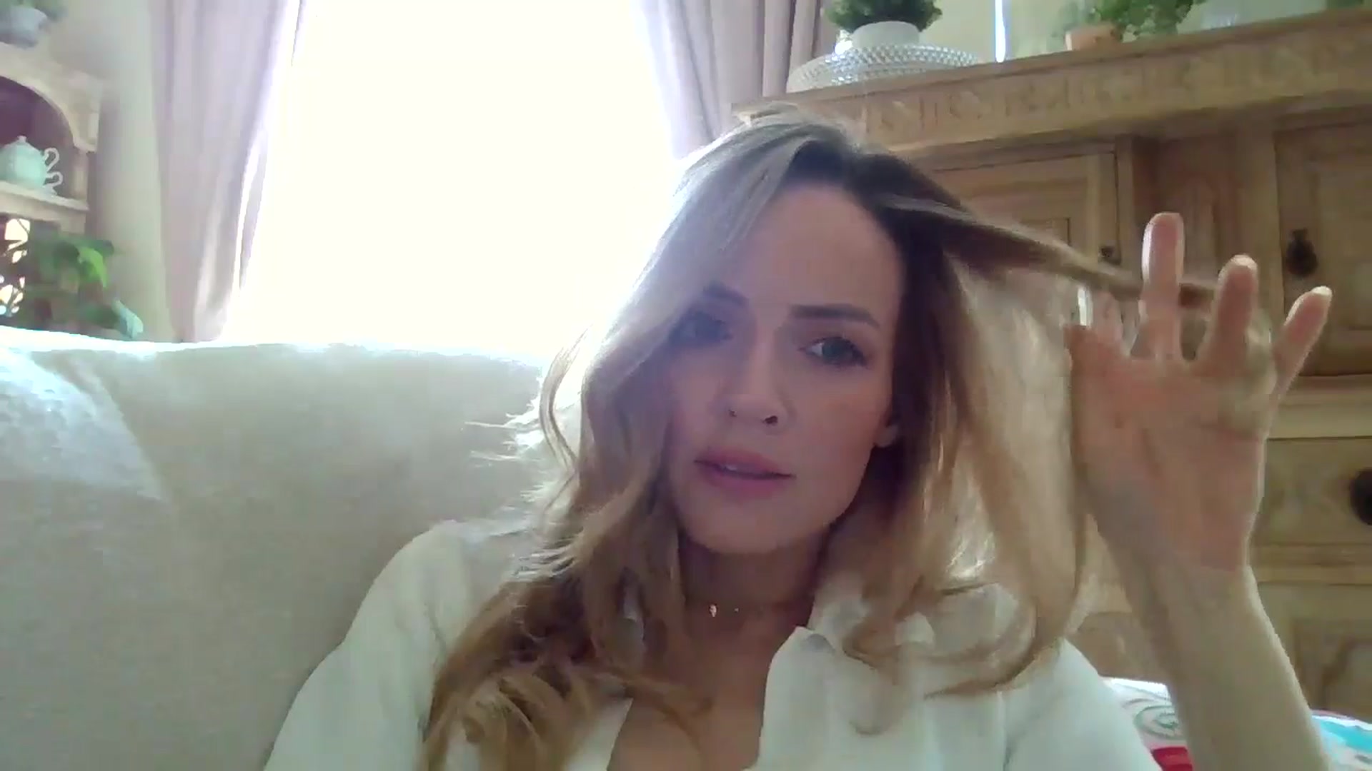 Gallery image thumbnail from British_chick's myfreecams stream on, 06/25/2024, 15:07 image 5 of 20