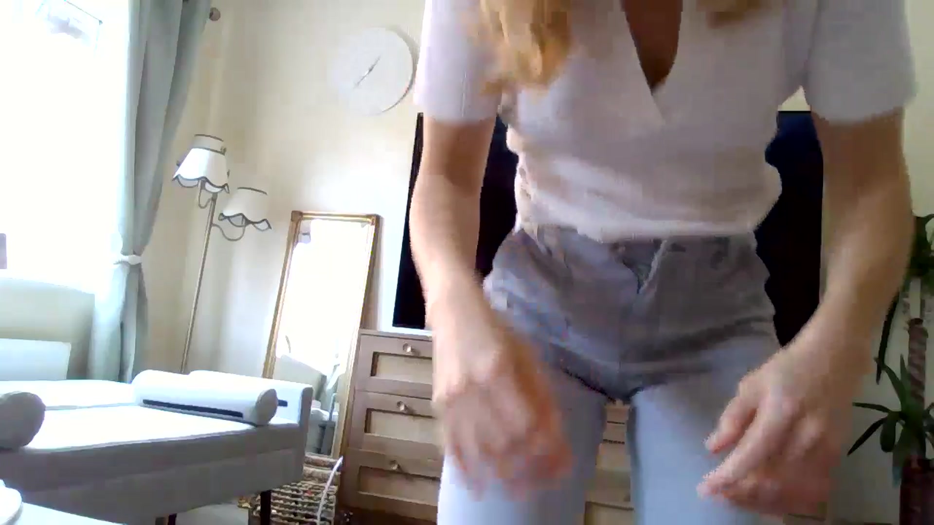 Gallery image thumbnail from British_chick's myfreecams stream on, 06/25/2024, 15:07 image 16 of 20