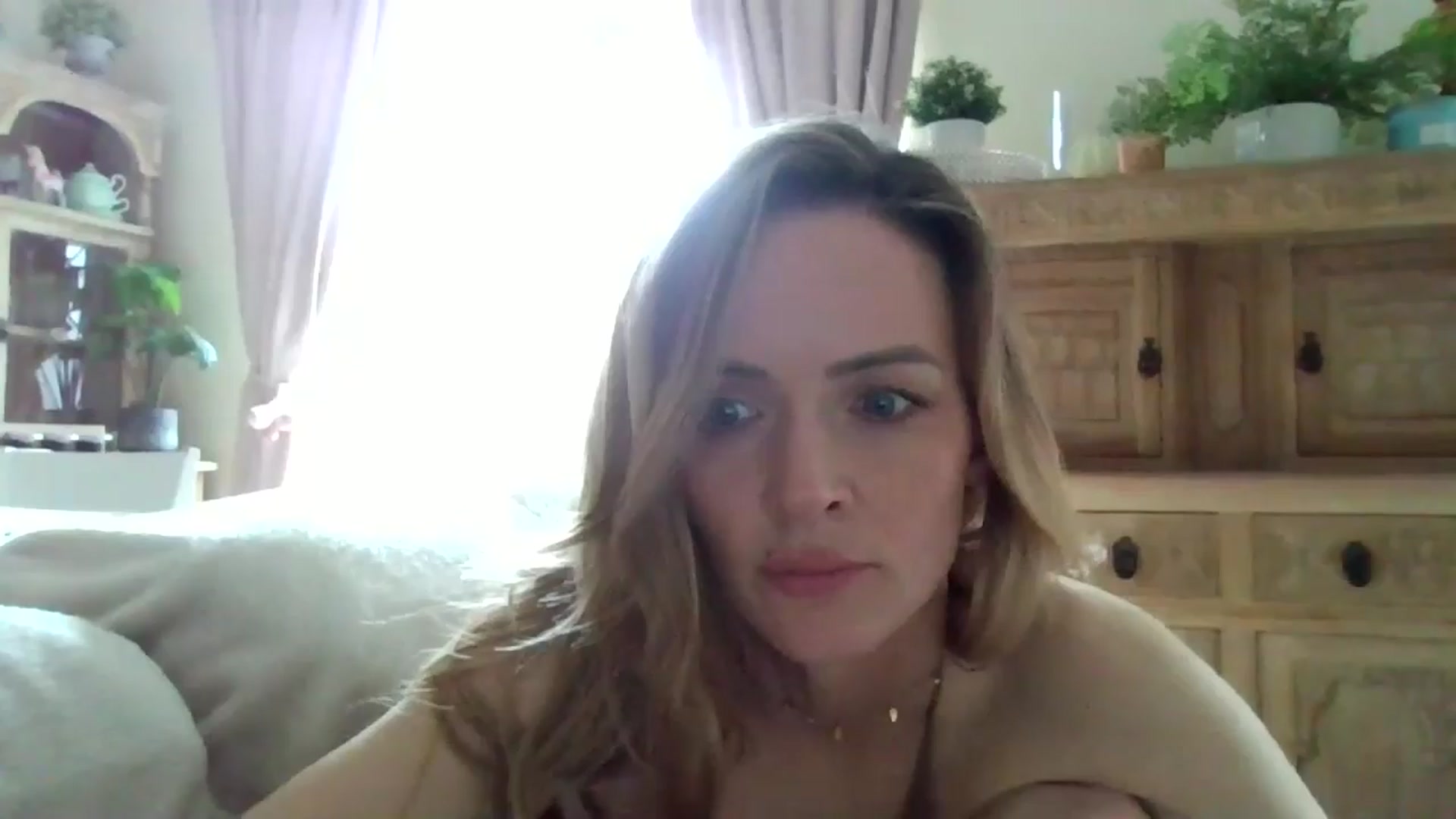 Gallery image thumbnail from British_chick's myfreecams stream on, 06/25/2024, 16:01 image 14 of 20