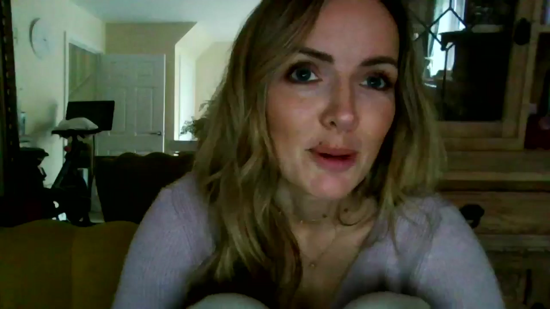 Gallery image thumbnail from British_chick's myfreecams stream on, 07/23/2024, 09:12 image 9 of 20