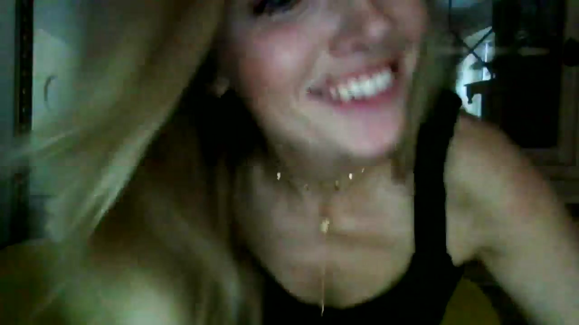 Gallery image thumbnail from British_chick's myfreecams stream on, 07/25/2024, 15:09 image 16 of 20
