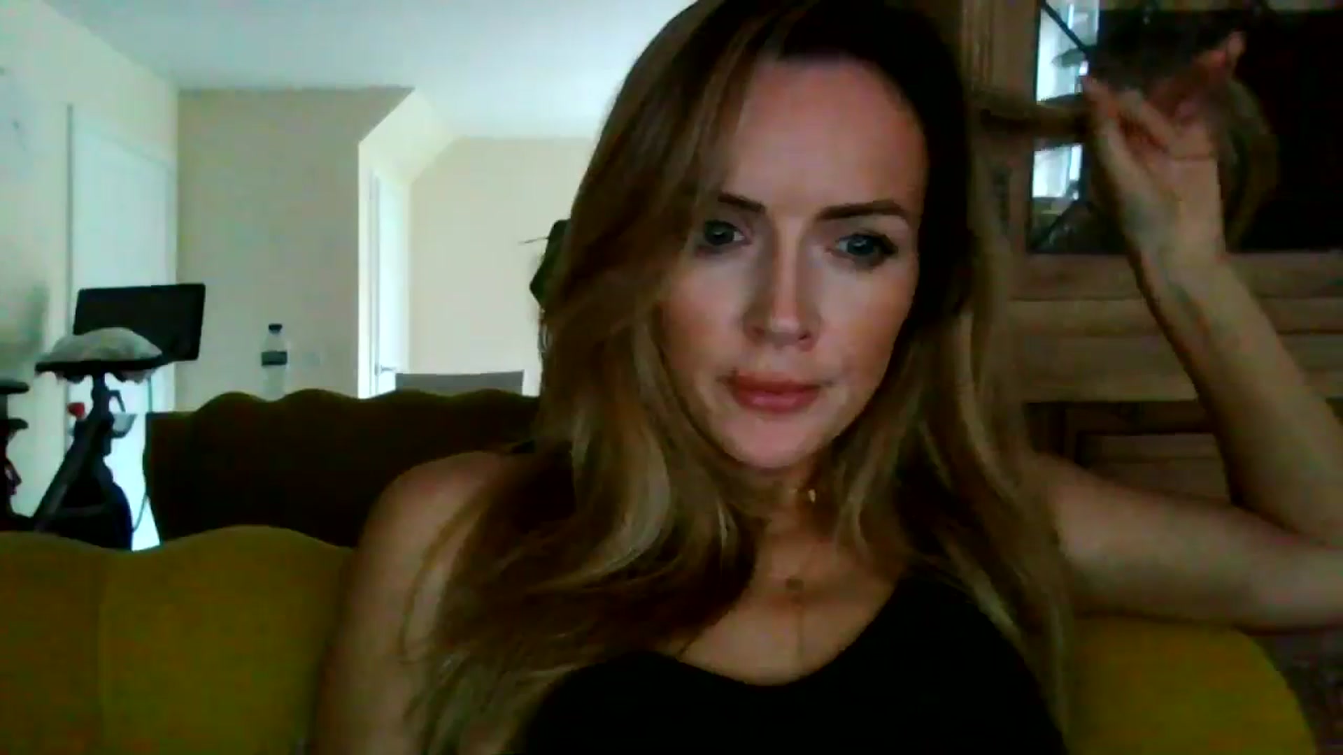 Gallery image thumbnail from British_chick's myfreecams stream on, 07/25/2024, 15:09 image 3 of 20