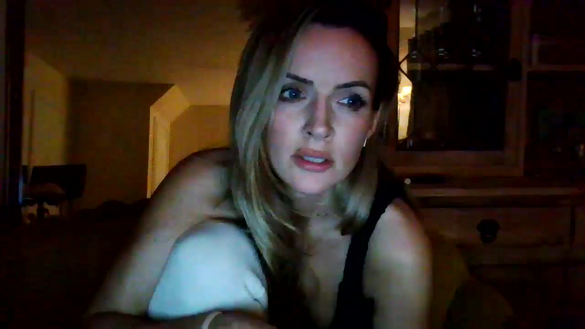 Gallery image thumbnail from British_chick's myfreecams stream on, 07/25/2024, 23:18 image 16 of 20