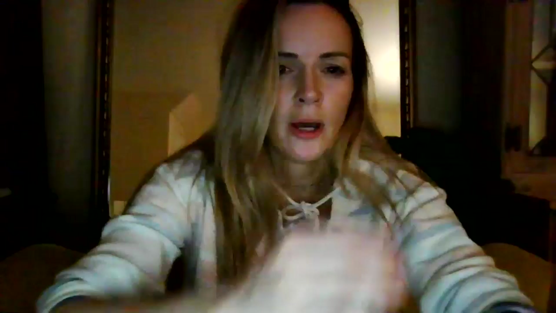 Gallery image thumbnail from British_chick's myfreecams stream on, 08/01/2024, 22:59 image 10 of 20