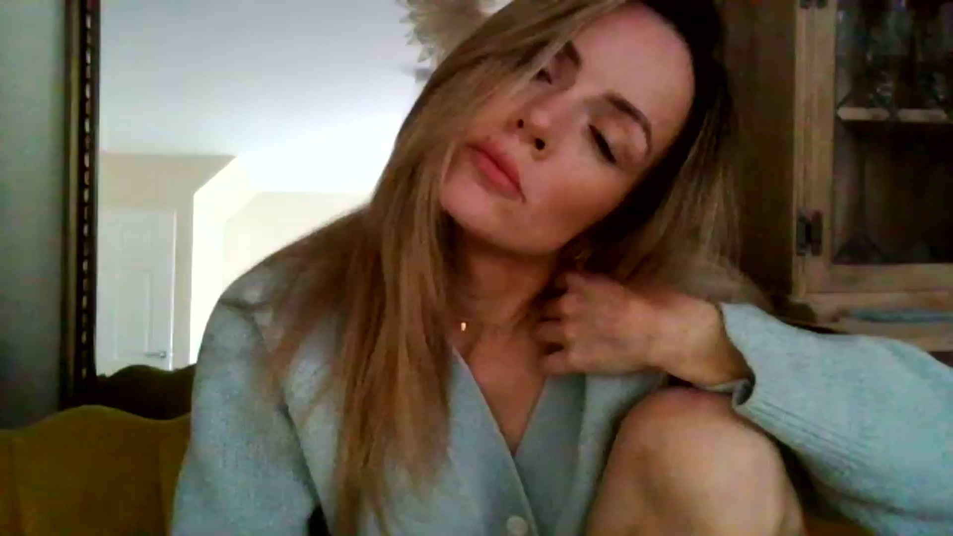 Gallery image thumbnail from British_chick's myfreecams stream on, 08/04/2024, 15:11 image 1 of 20