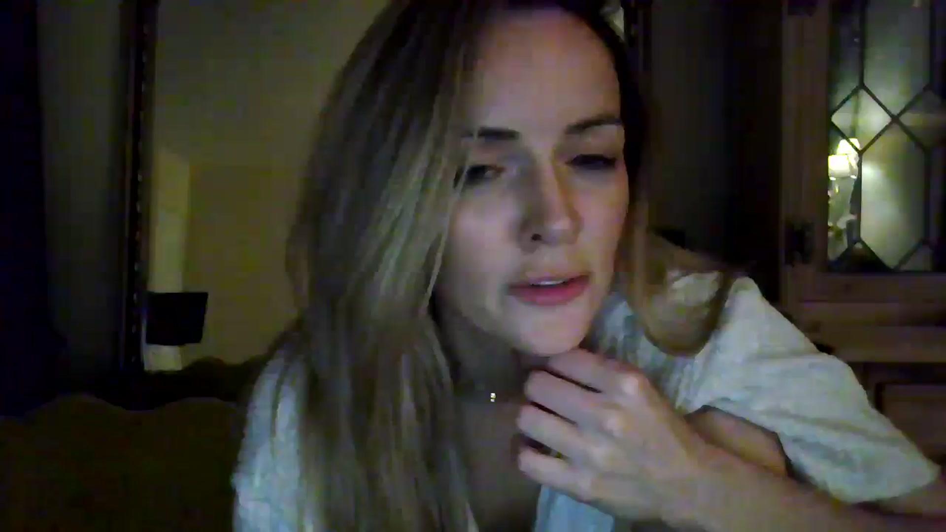 Gallery image thumbnail from British_chick's myfreecams stream on, 08/04/2024, 23:28 image 13 of 20
