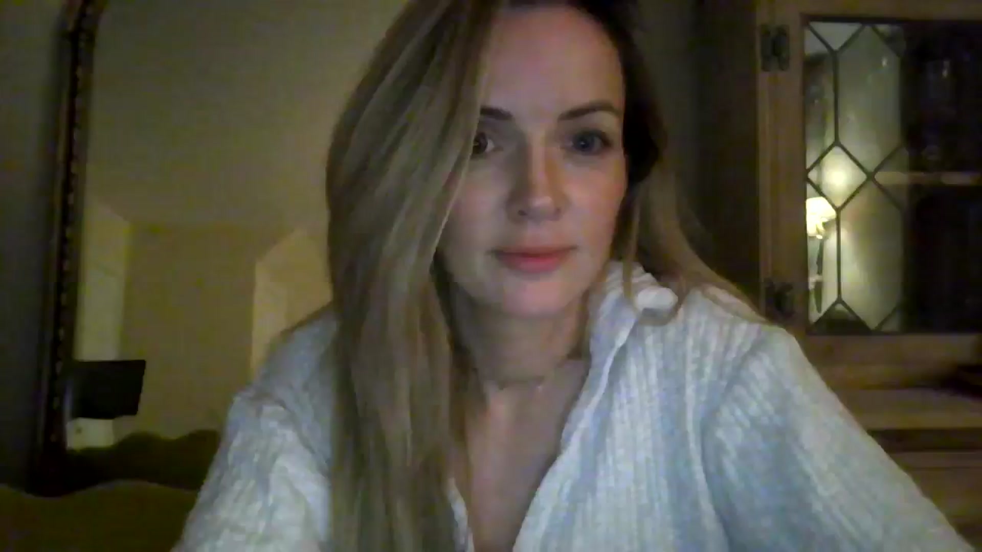 Gallery image thumbnail from British_chick's myfreecams stream on, 08/04/2024, 23:28 image 1 of 20