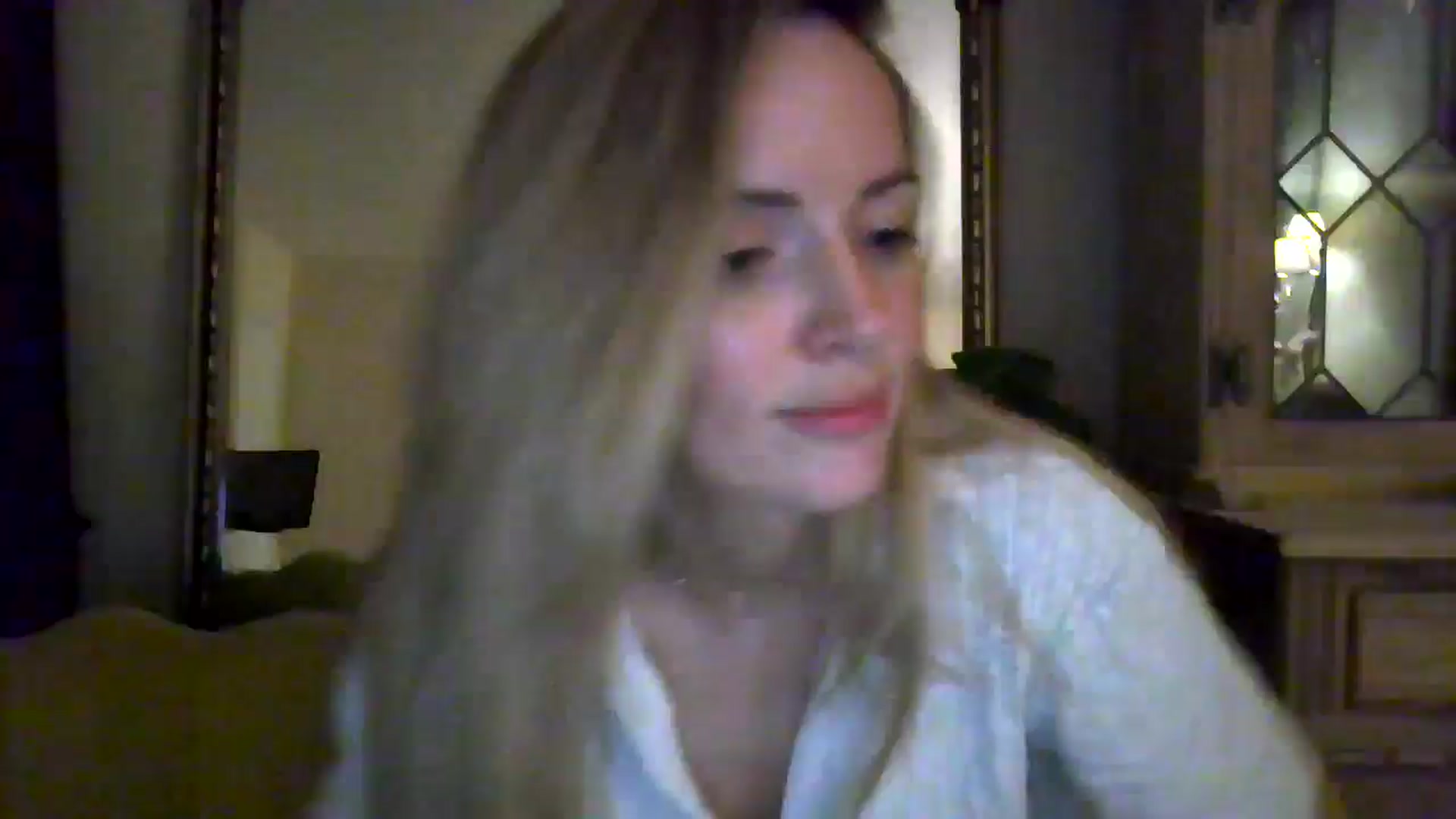Gallery image thumbnail from British_chick's myfreecams stream on, 08/04/2024, 23:28 image 14 of 20