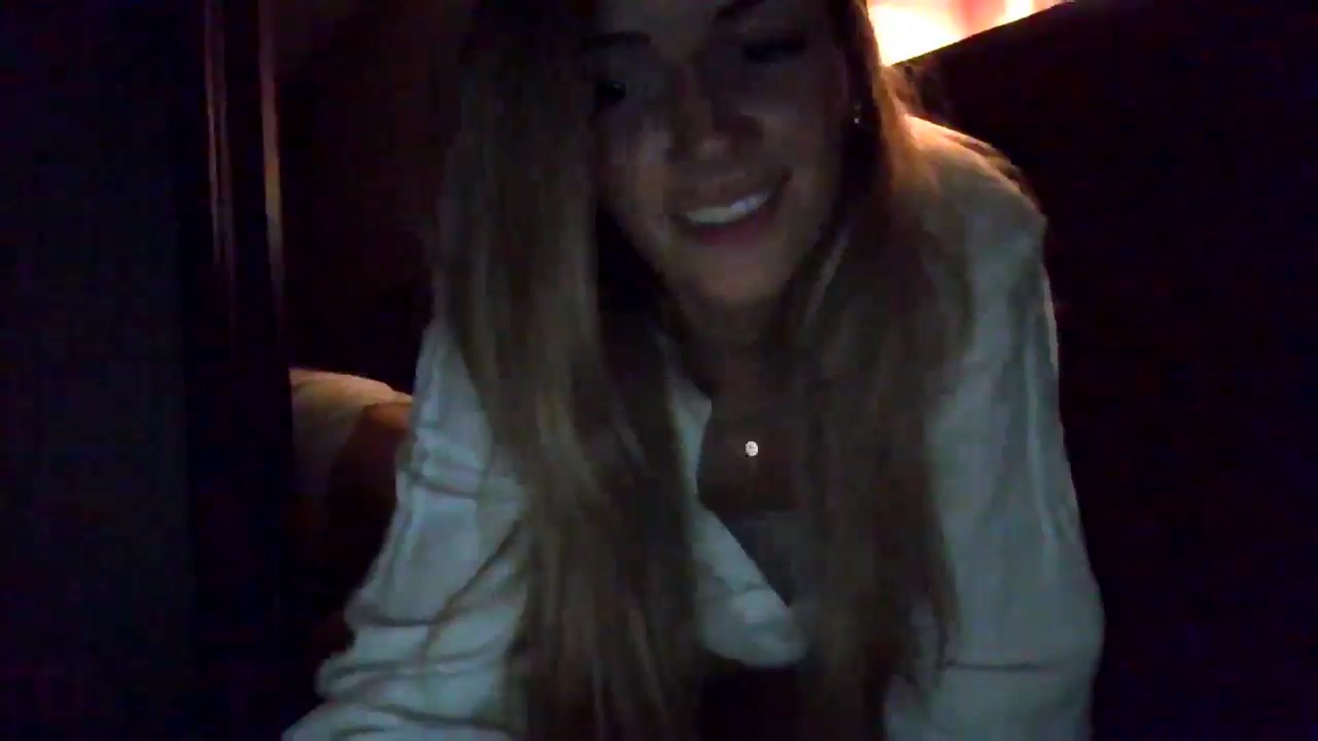 Gallery image thumbnail from British_chick's myfreecams stream on, 08/05/2024, 23:33 image 10 of 20