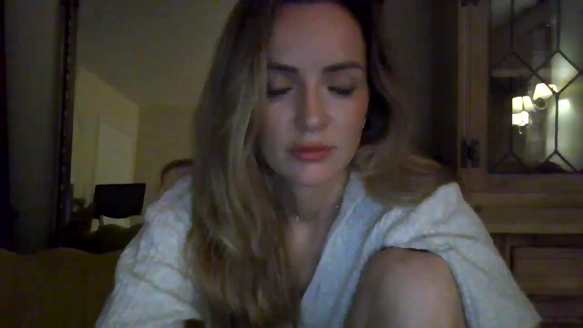 Gallery image thumbnail from British_chick's myfreecams stream on, 08/11/2024, 22:40 image 4 of 20