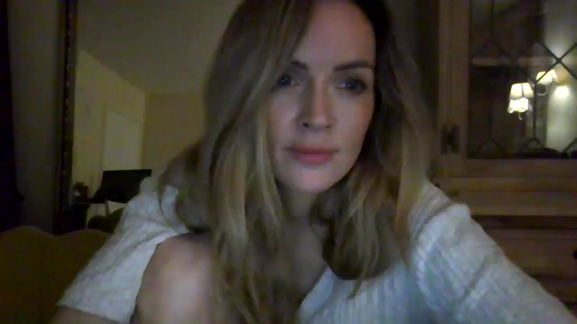 Gallery image thumbnail from British_chick's myfreecams stream on, 08/11/2024, 23:29 image 15 of 20