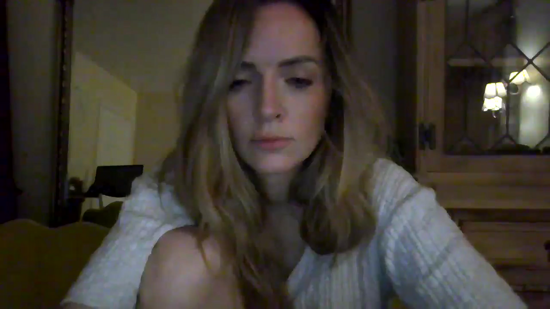 Gallery image thumbnail from British_chick's myfreecams stream on, 08/11/2024, 23:29 image 16 of 20
