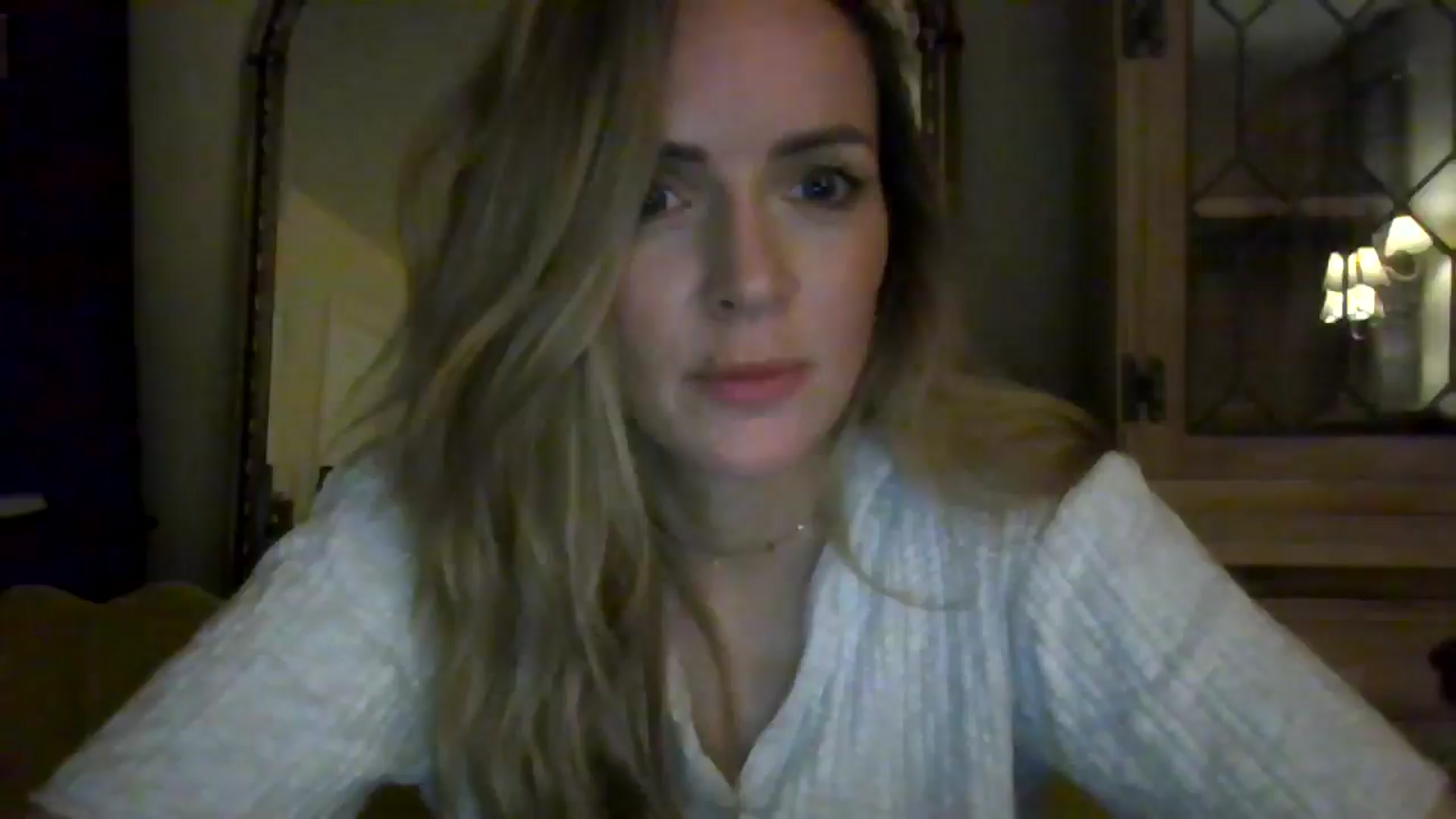 Gallery image thumbnail from British_chick's myfreecams stream on, 08/12/2024, 24:01 image 7 of 20