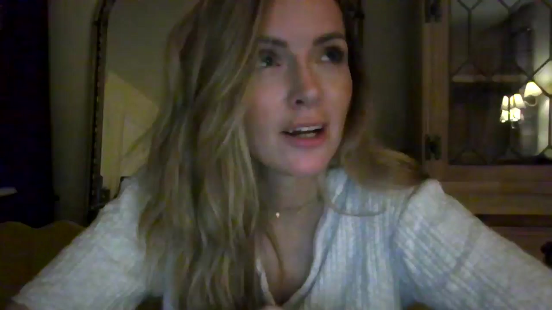 Gallery image thumbnail from British_chick's myfreecams stream on, 08/12/2024, 24:01 image 4 of 20
