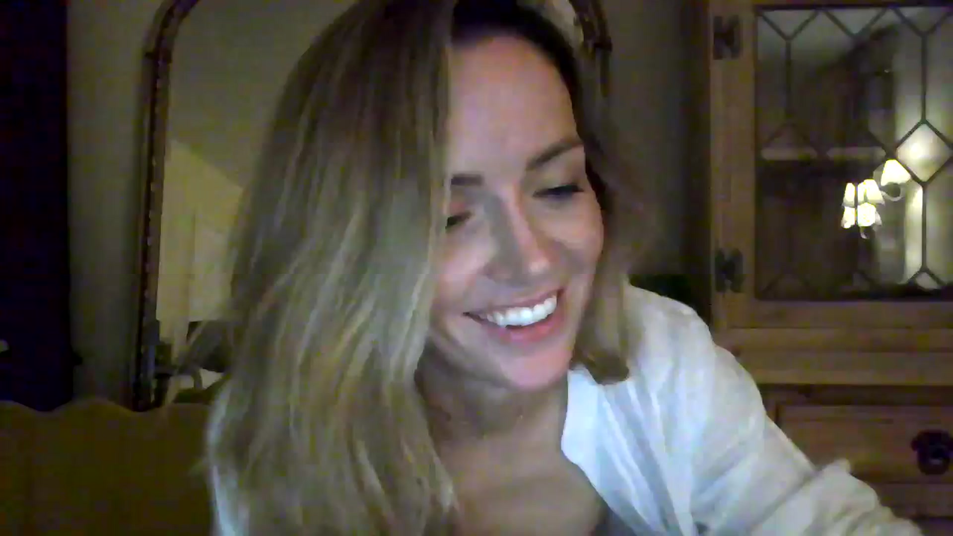 Gallery image thumbnail from British_chick's myfreecams stream on, 08/12/2024, 24:44 image 4 of 20