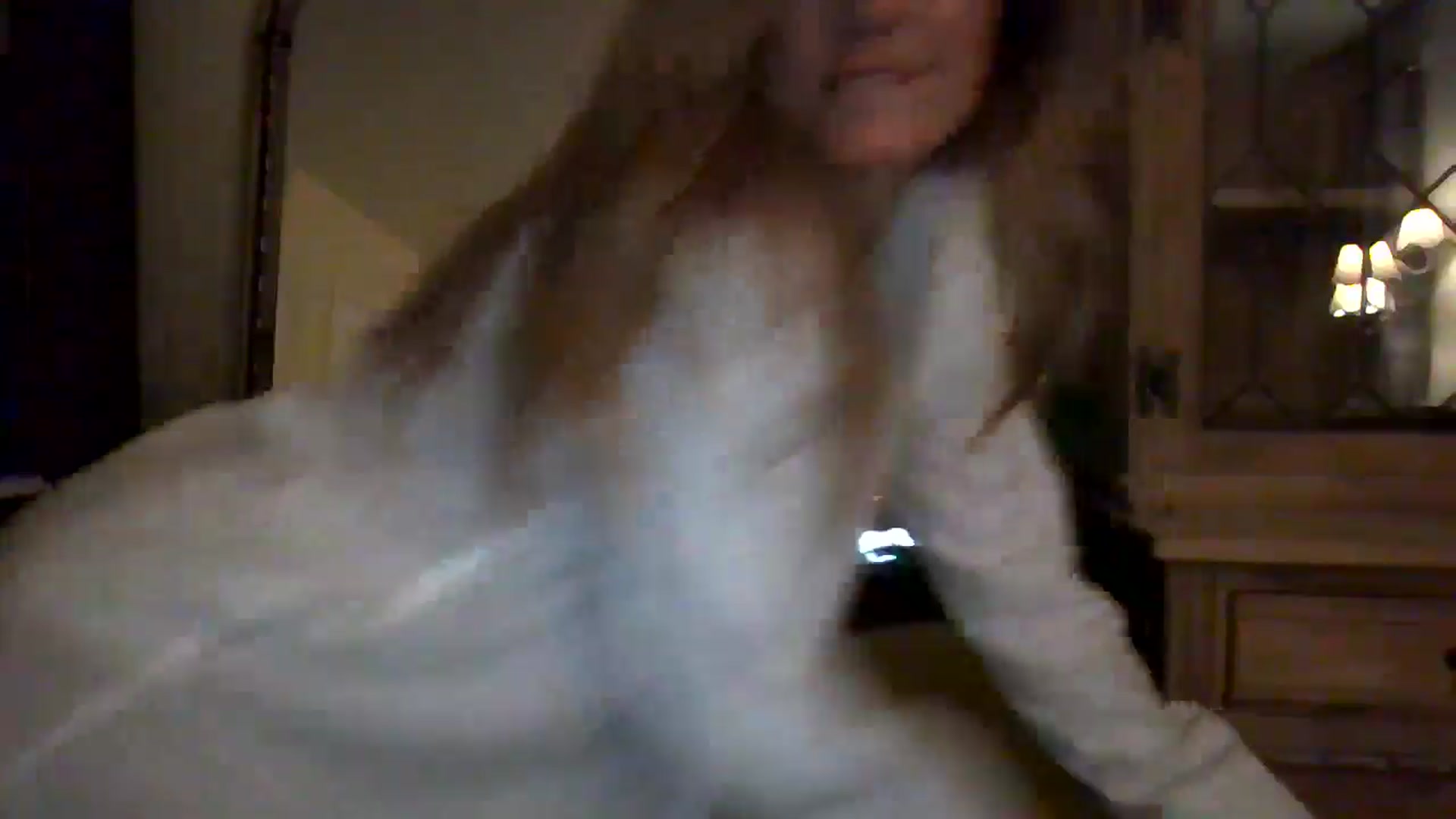 Gallery image thumbnail from British_chick's myfreecams stream on, 08/12/2024, 24:44 image 10 of 20