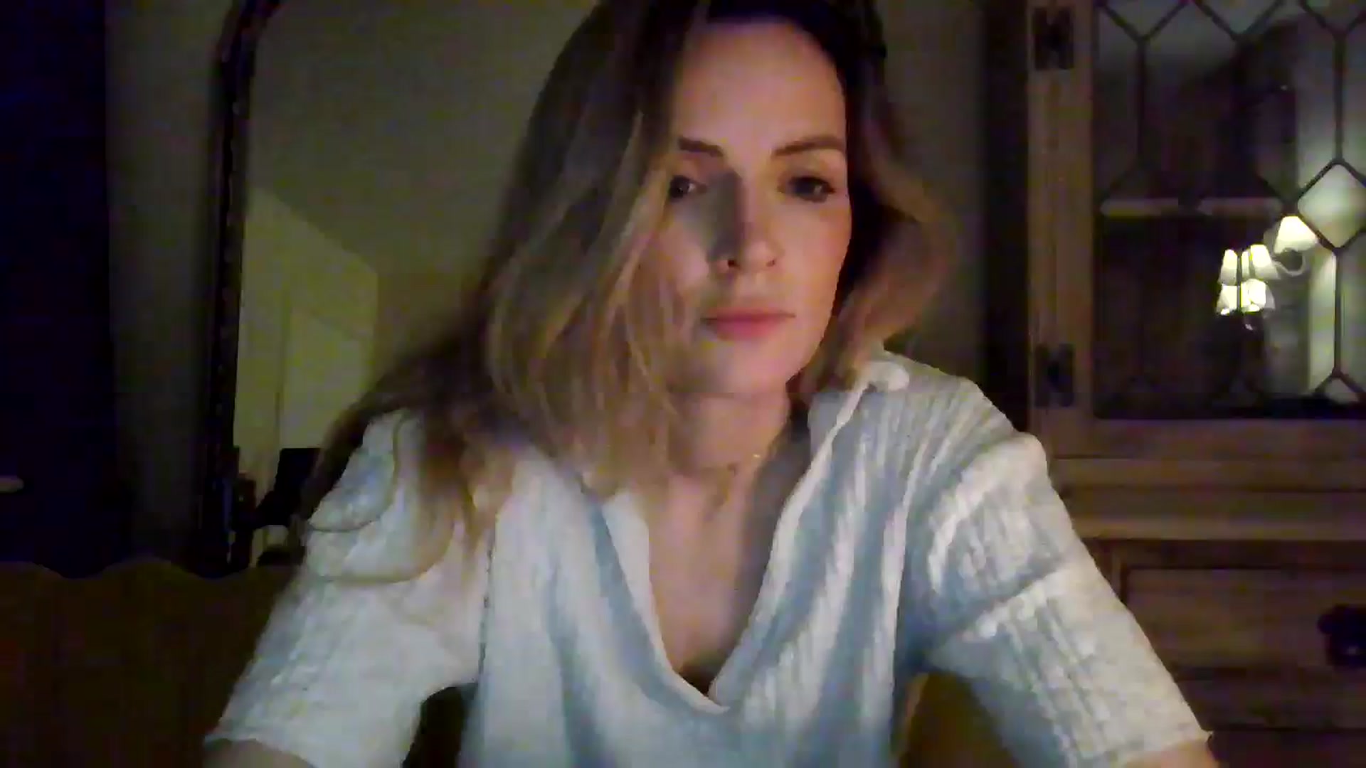 Gallery image thumbnail from British_chick's myfreecams stream on, 08/12/2024, 24:44 image 1 of 20
