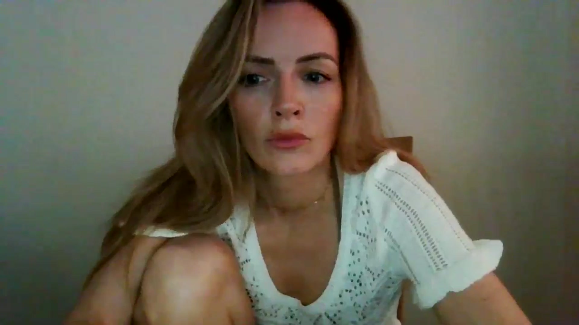 Gallery image thumbnail from British_chick's myfreecams stream on, 08/13/2024, 16:21 image 3 of 20