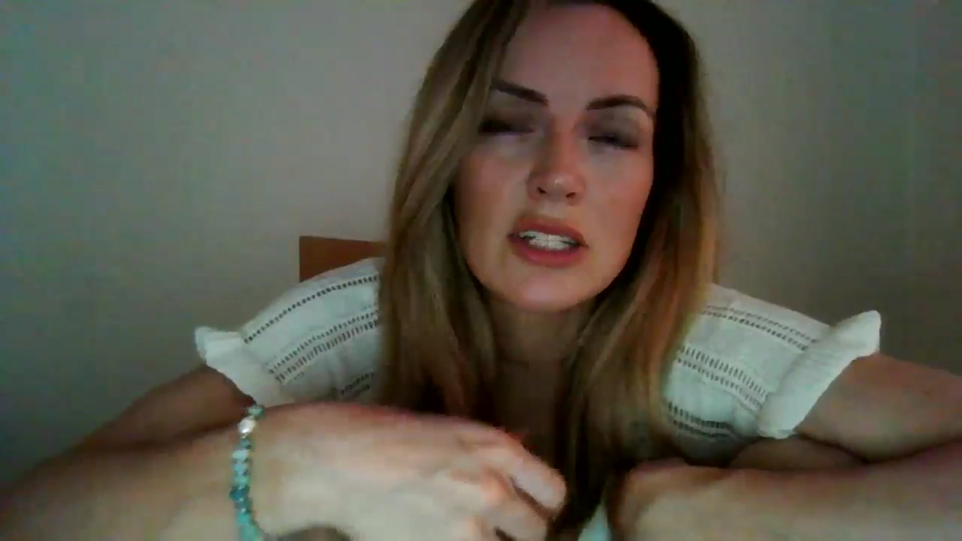 Gallery image thumbnail from British_chick's myfreecams stream on, 08/13/2024, 16:42 image 9 of 20