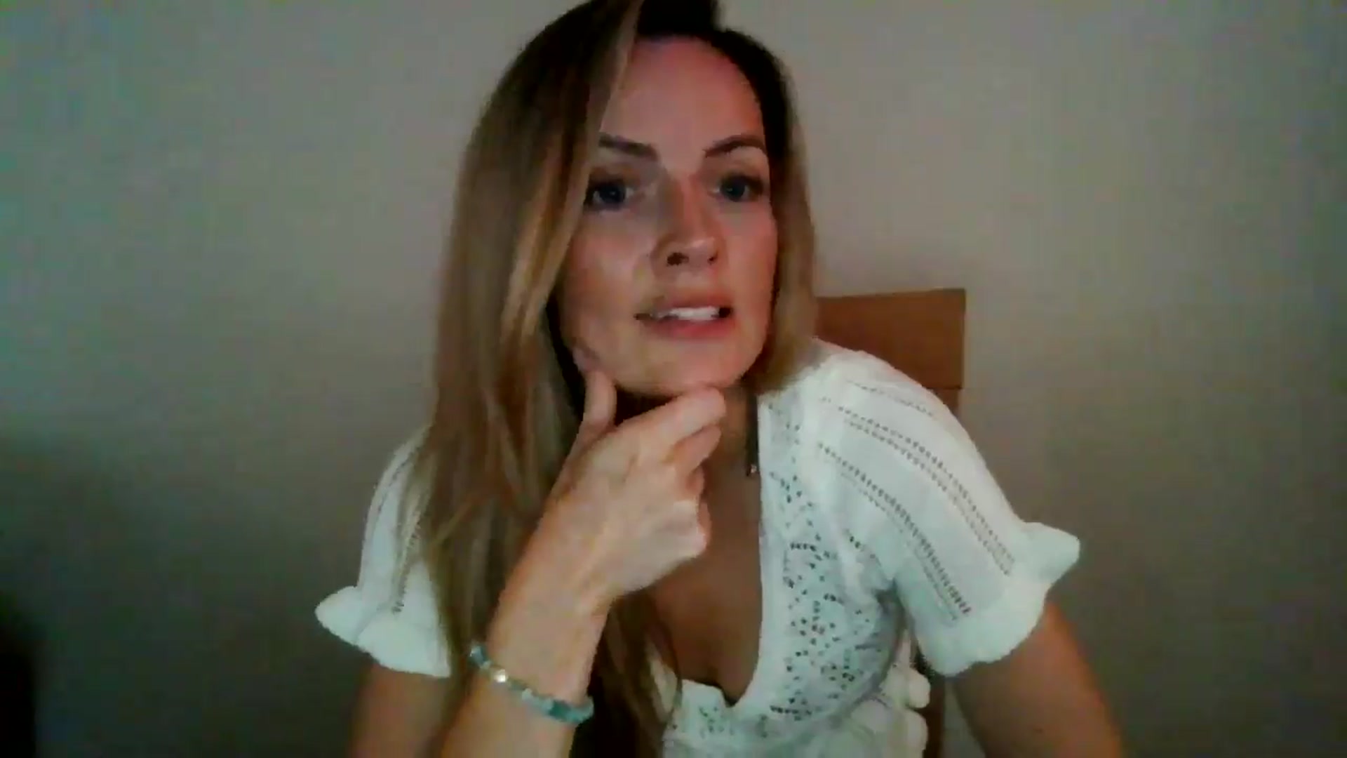 Gallery image thumbnail from British_chick's myfreecams stream on, 08/13/2024, 17:57 image 10 of 20
