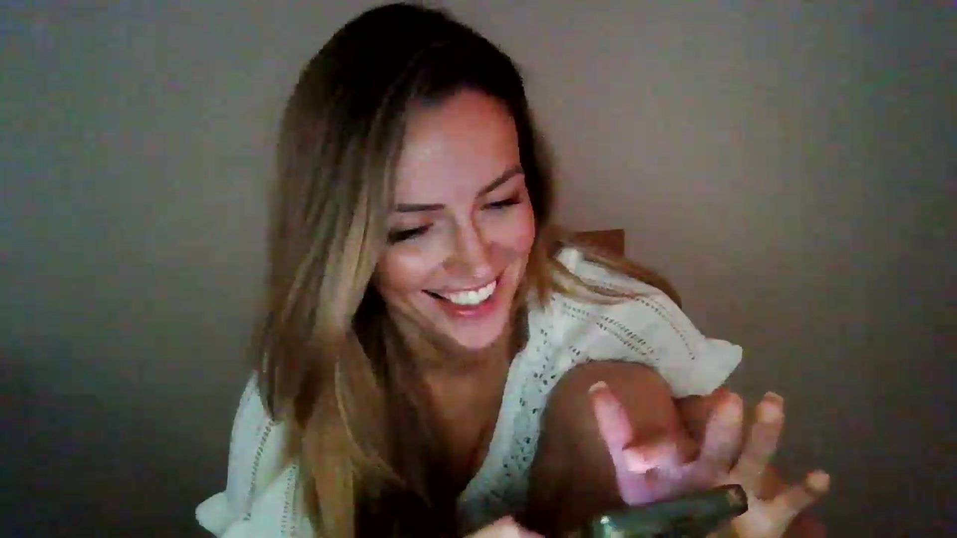 Gallery image thumbnail from British_chick's myfreecams stream on, 08/13/2024, 17:57 image 17 of 20