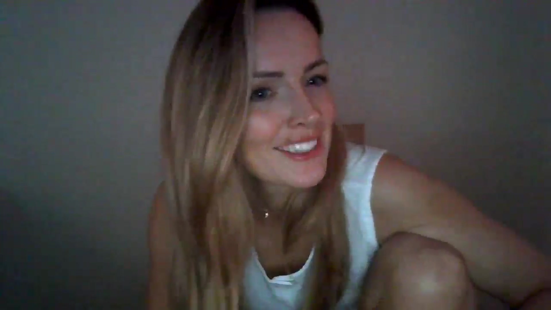 Gallery image thumbnail from British_chick's myfreecams stream on, 08/15/2024, 12:33 image 4 of 20