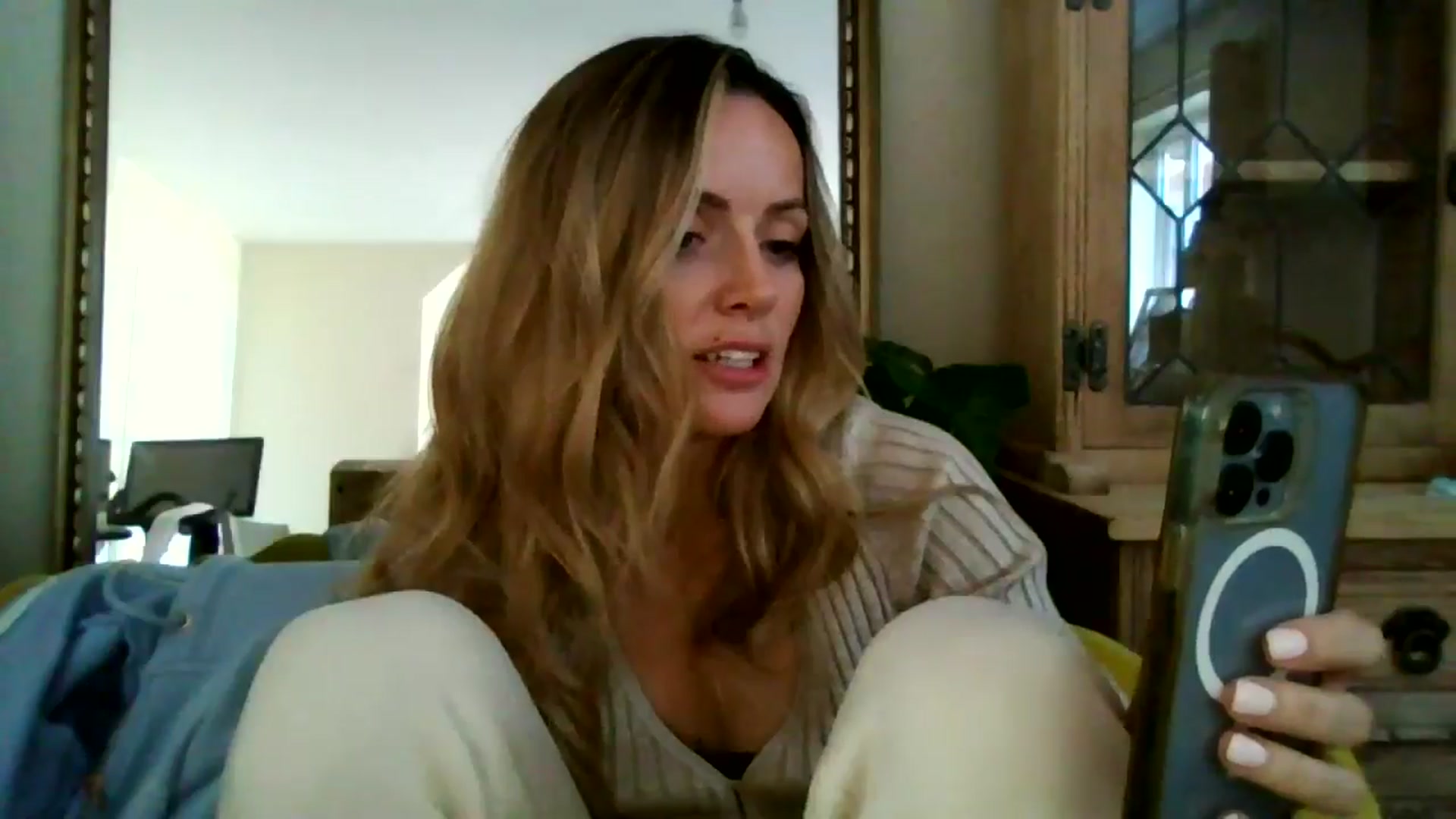 Gallery image thumbnail from British_chick's myfreecams stream on, 08/17/2024, 13:50 image 10 of 20