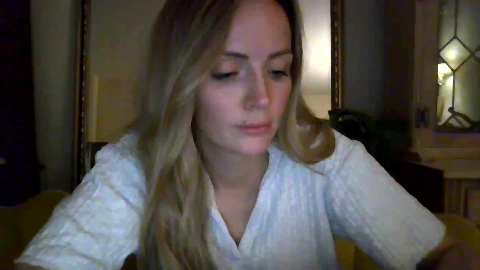 Gallery image thumbnail from British_chick's myfreecams stream on, 08/18/2024, 24:31 image 16 of 20