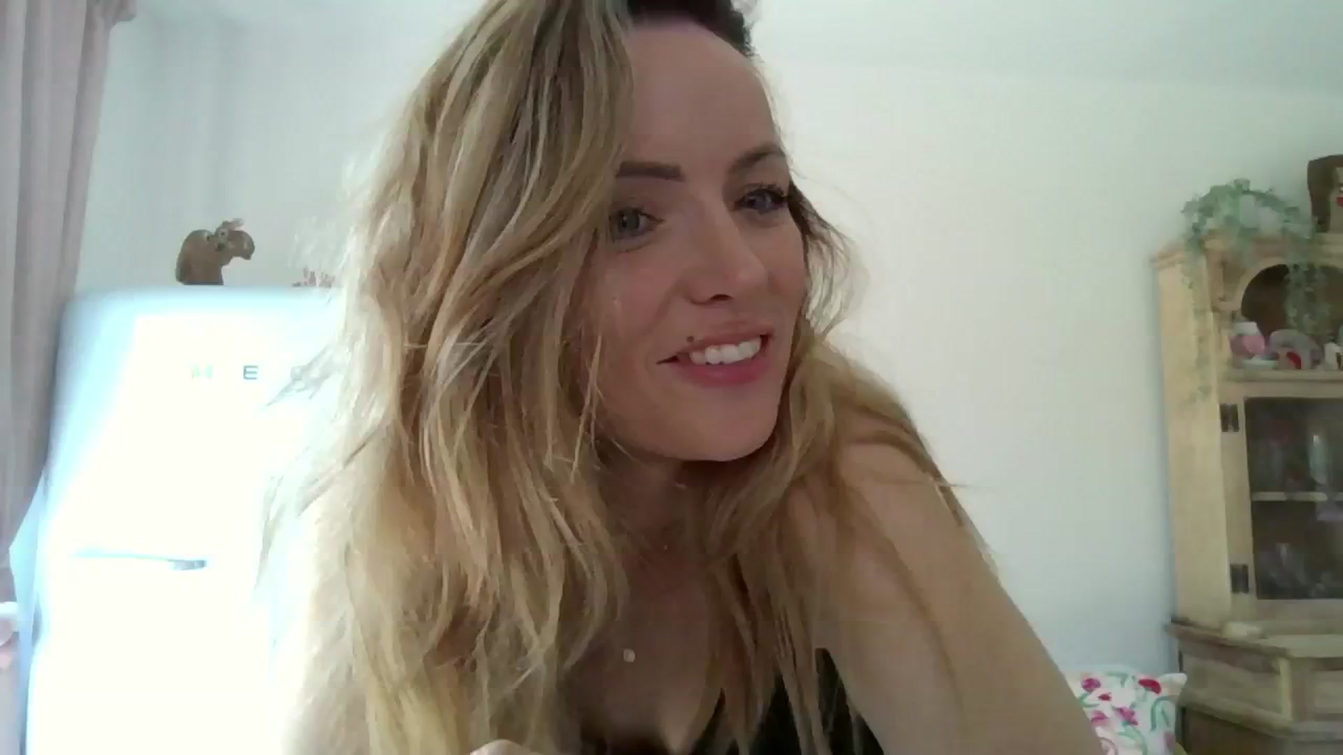 Gallery image thumbnail from British_chick's myfreecams stream on, 08/20/2024, 10:57 image 20 of 20