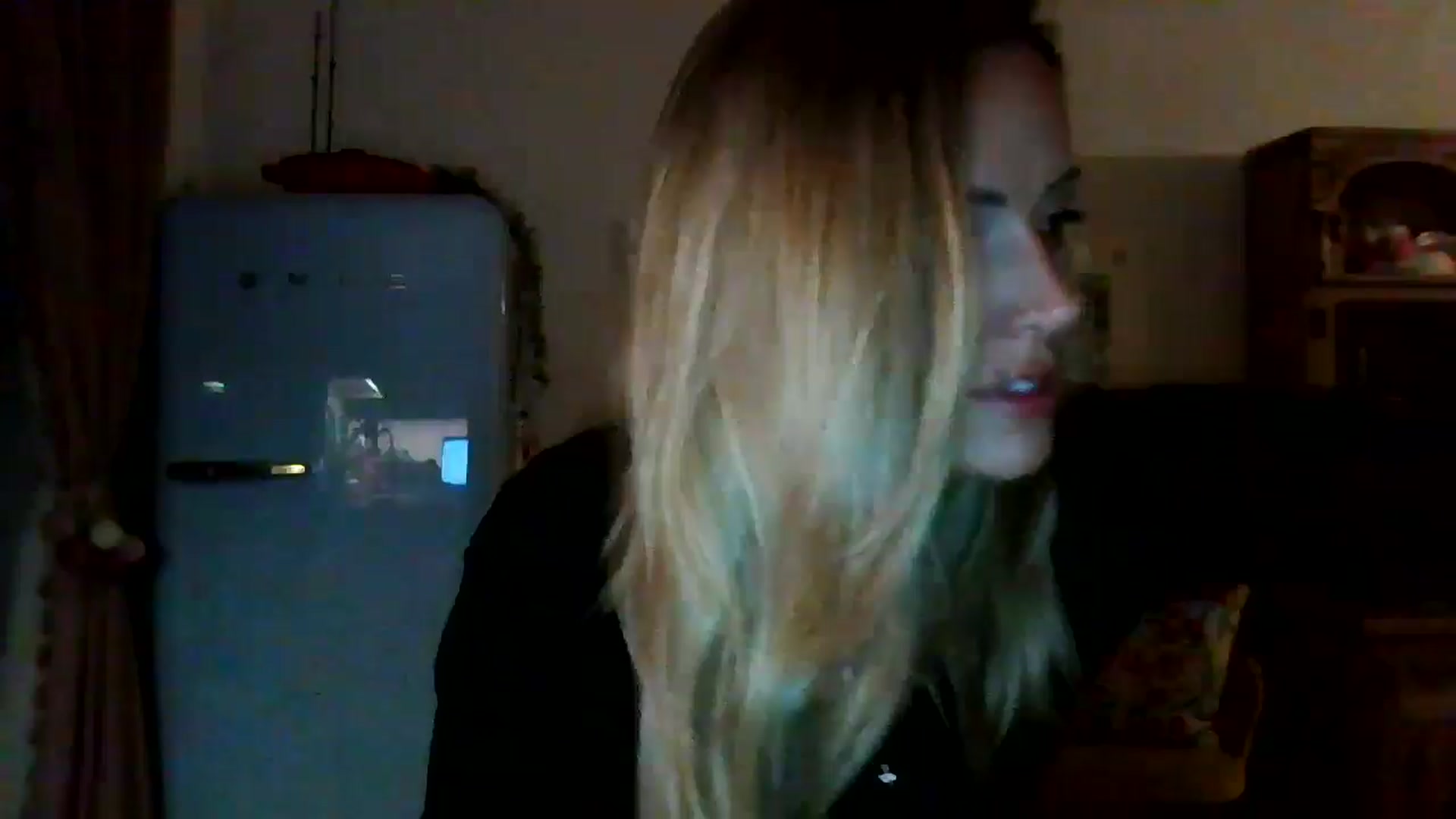 Gallery image thumbnail from British_chick's myfreecams stream on, 09/03/2024, 22:45 image 3 of 20