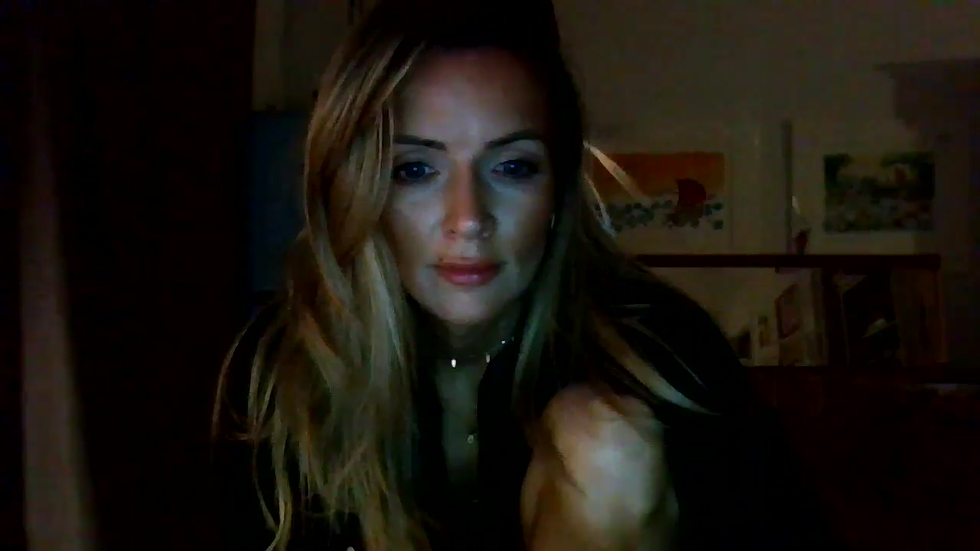 Gallery image thumbnail from British_chick's myfreecams stream on, 09/03/2024, 22:45 image 18 of 20