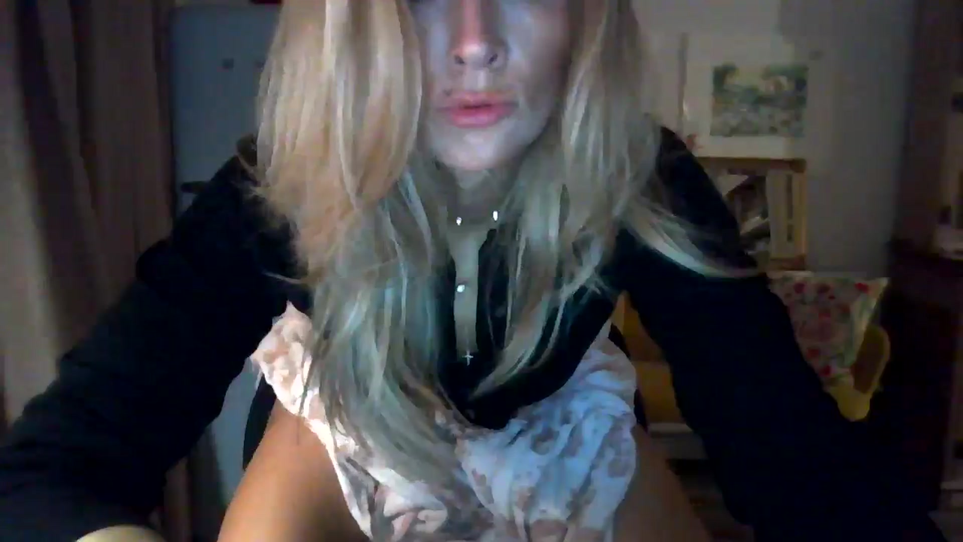 Gallery image thumbnail from British_chick's myfreecams stream on, 09/03/2024, 22:45 image 7 of 20