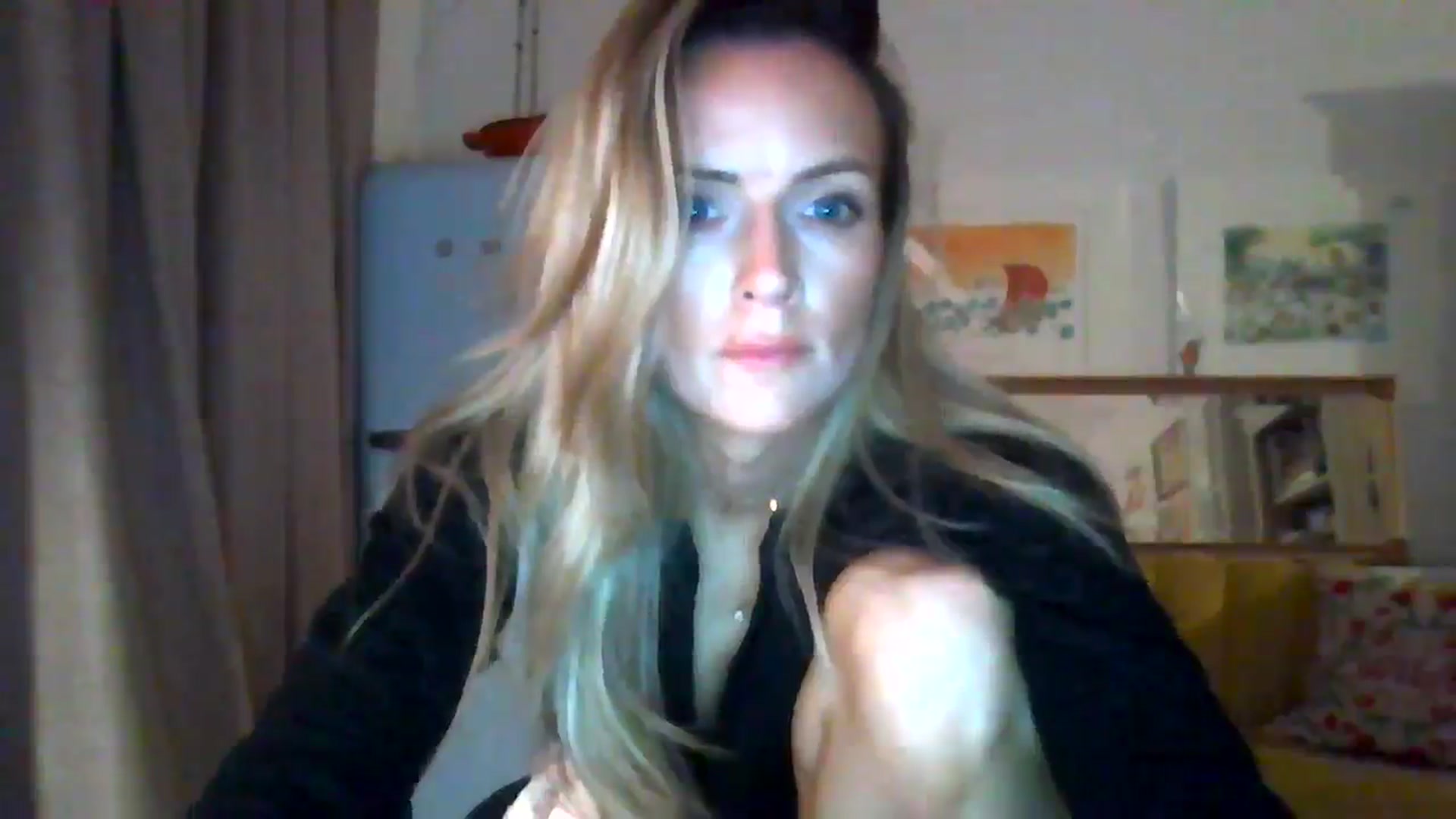 Gallery image thumbnail from British_chick's myfreecams stream on, 09/03/2024, 22:45 image 17 of 20