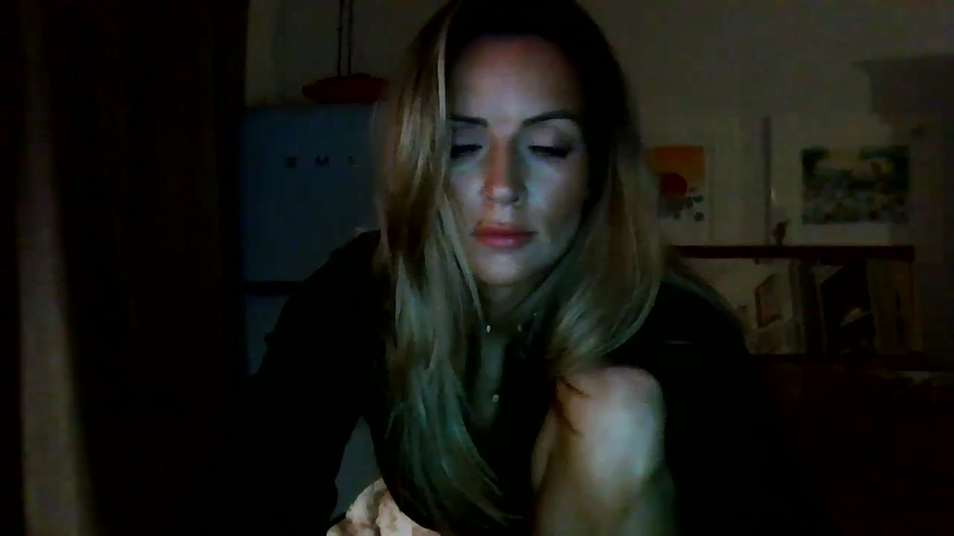 Gallery image thumbnail from British_chick's myfreecams stream on, 09/03/2024, 22:45 image 14 of 20