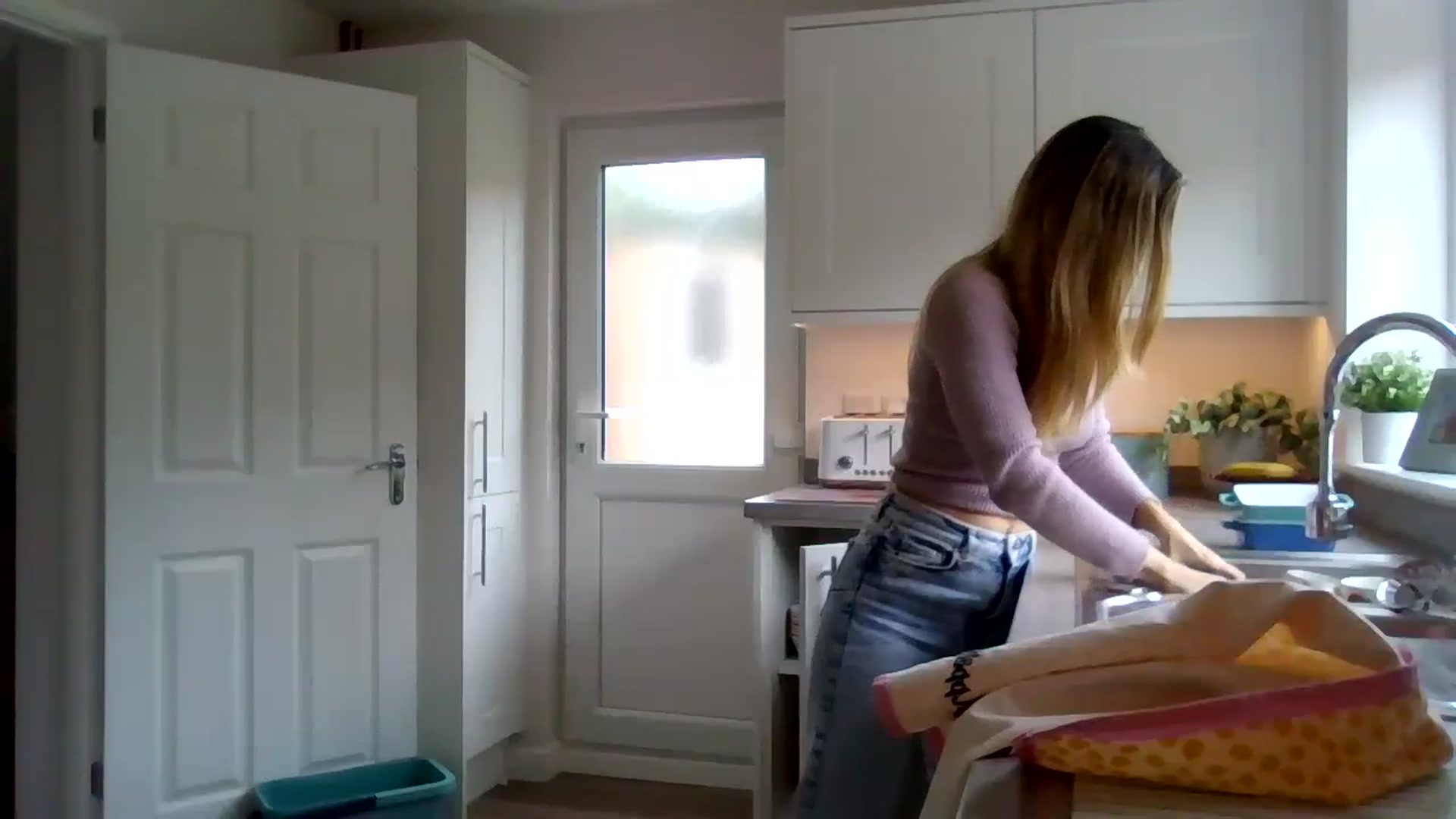 Gallery image thumbnail from British_chick's myfreecams stream on, 09/07/2024, 09:59 image 18 of 20