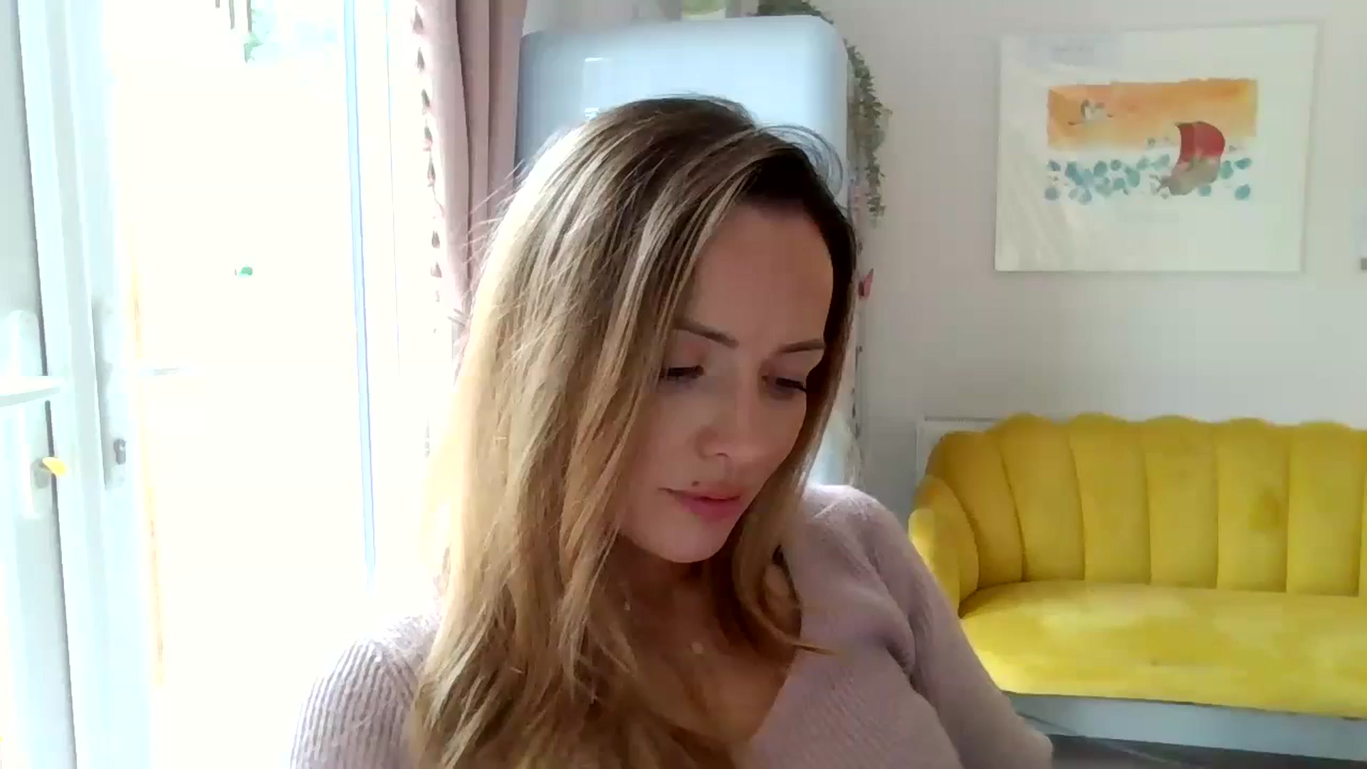 Gallery image thumbnail from British_chick's myfreecams stream on, 09/07/2024, 11:40 image 16 of 20
