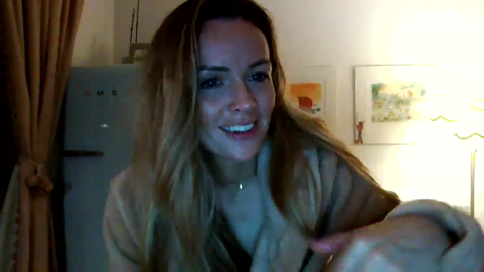Gallery image thumbnail from British_chick's myfreecams stream on, 09/08/2024, 24:06 image 10 of 20