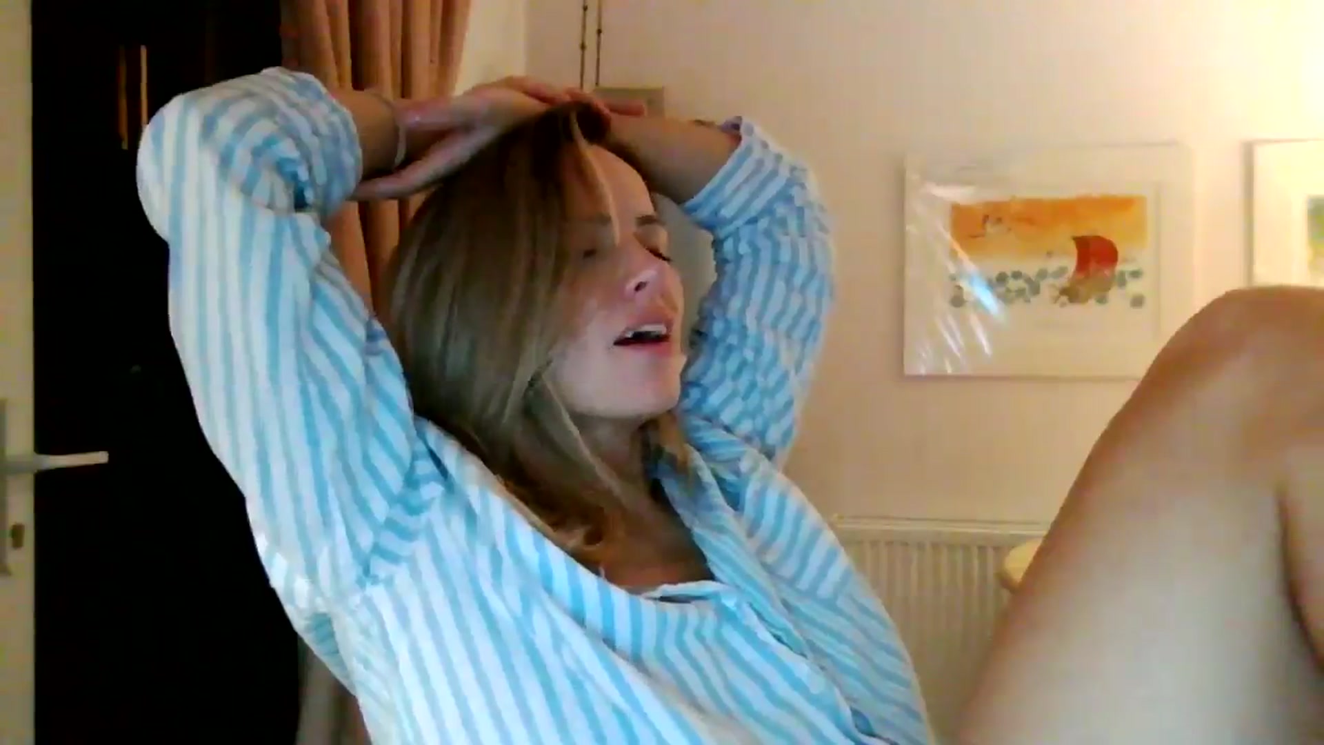 Gallery image thumbnail from British_chick's myfreecams stream on, 09/10/2024, 22:20 image 20 of 20