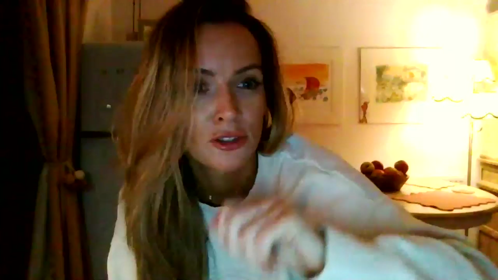 Gallery image thumbnail from British_chick's myfreecams stream on, 09/10/2024, 22:20 image 1 of 20