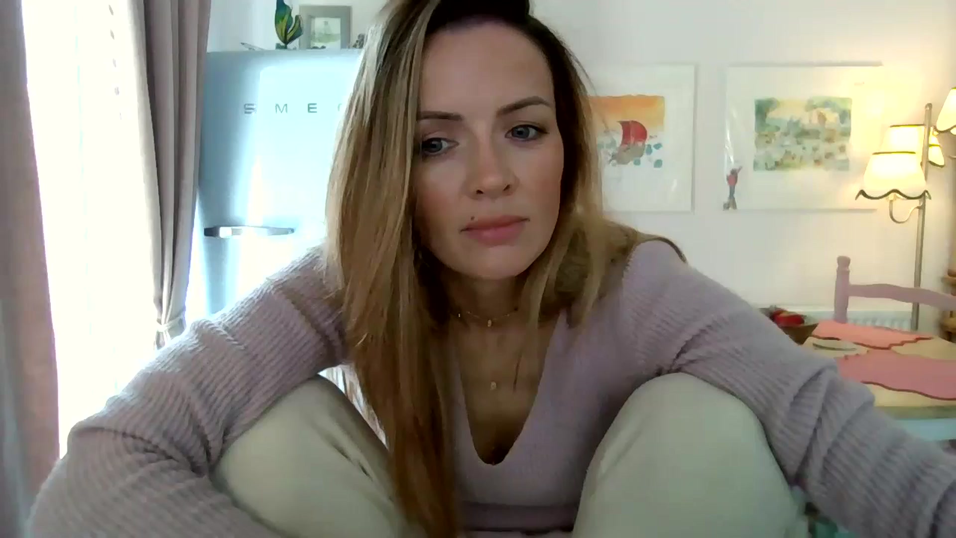 Gallery image thumbnail from British_chick's myfreecams stream on, 09/17/2024, 10:53 image 12 of 20