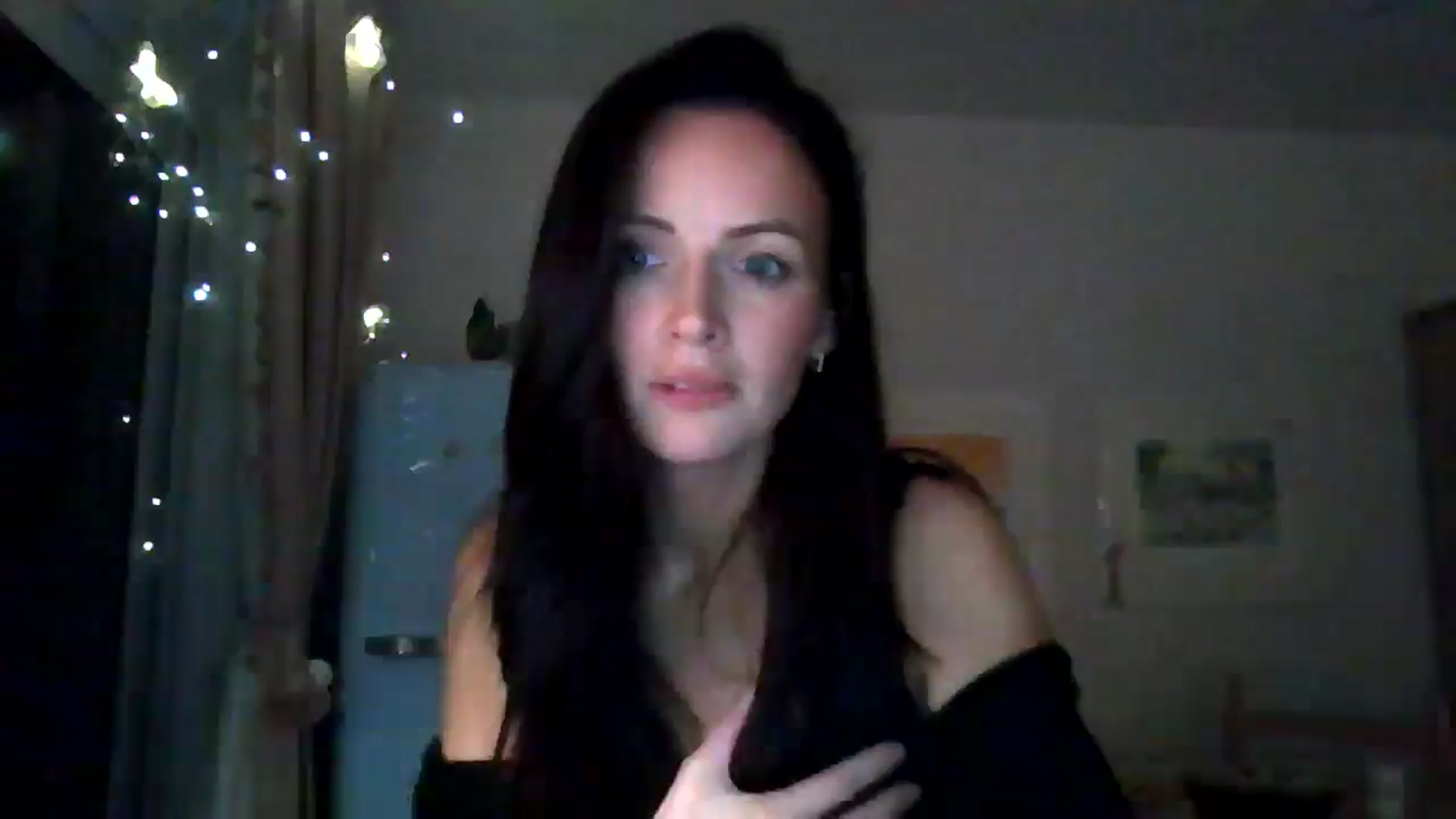 Gallery image thumbnail from British_chick's myfreecams stream on, 10/12/2024, 23:01 image 19 of 20
