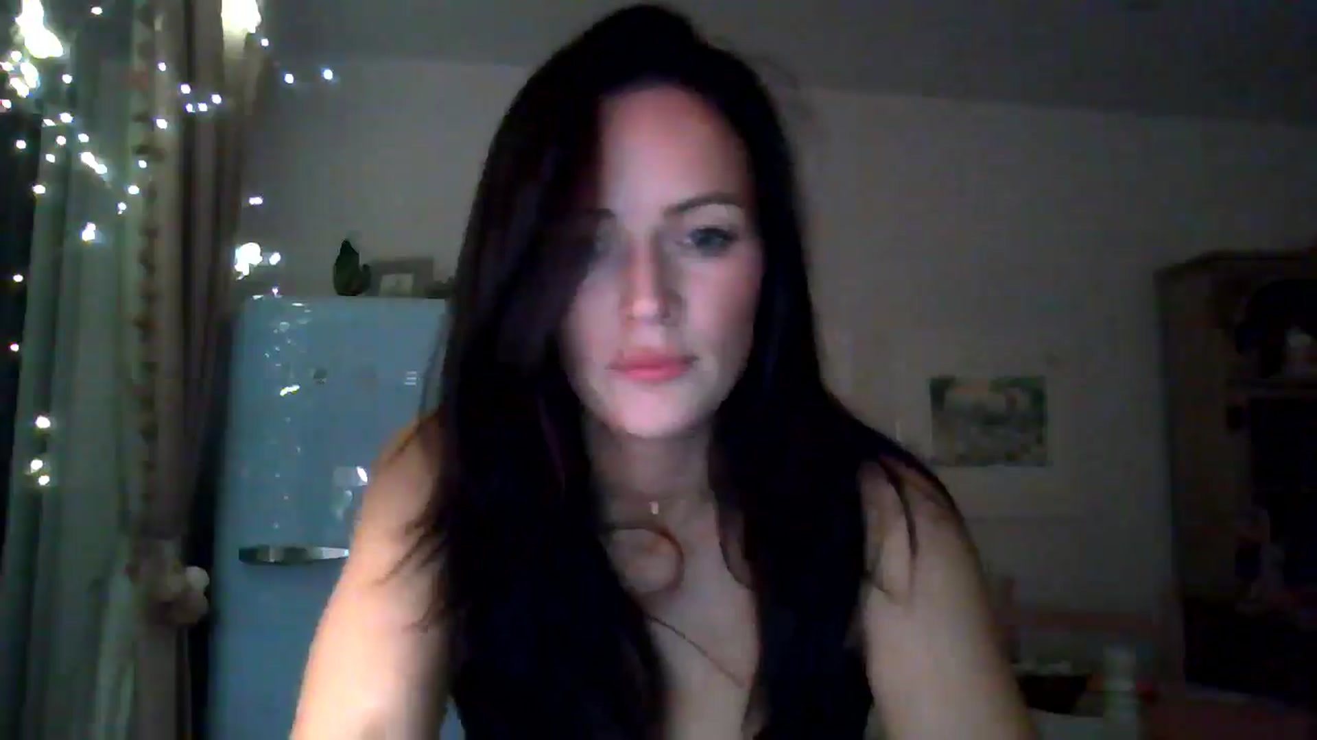 Gallery image thumbnail from British_chick's myfreecams stream on, 10/12/2024, 23:01 image 8 of 20