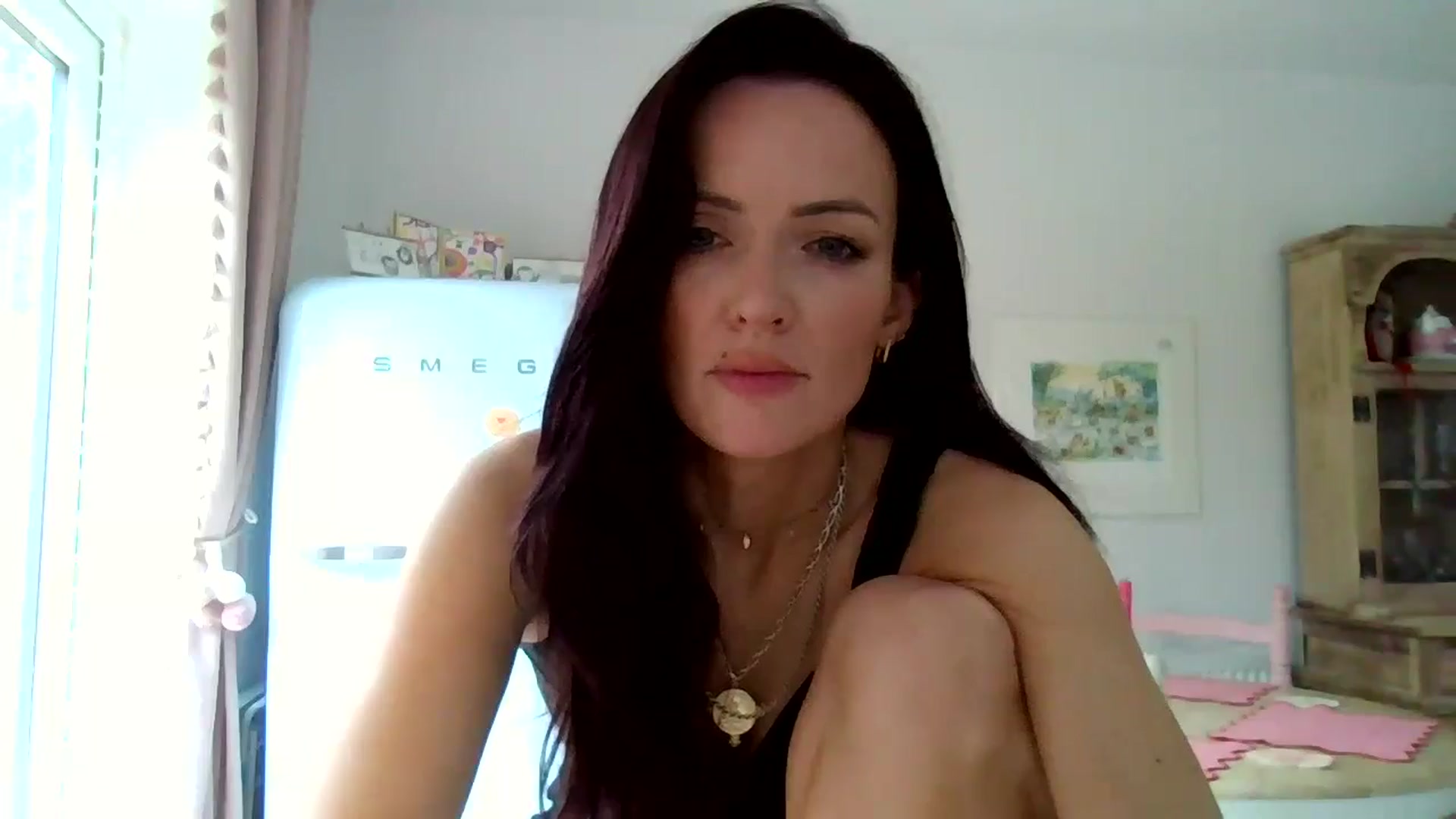 Gallery image thumbnail from British_chick's myfreecams stream on, 10/15/2024, 12:20 image 14 of 20