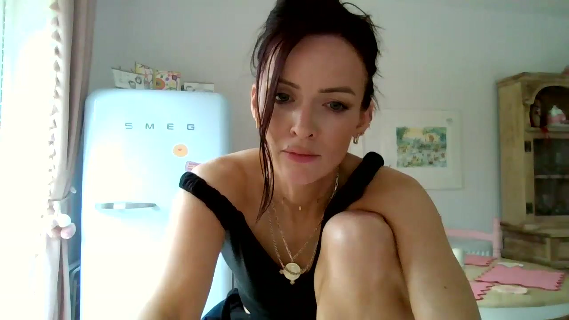 Gallery image thumbnail from British_chick's myfreecams stream on, 10/15/2024, 13:18 image 9 of 20
