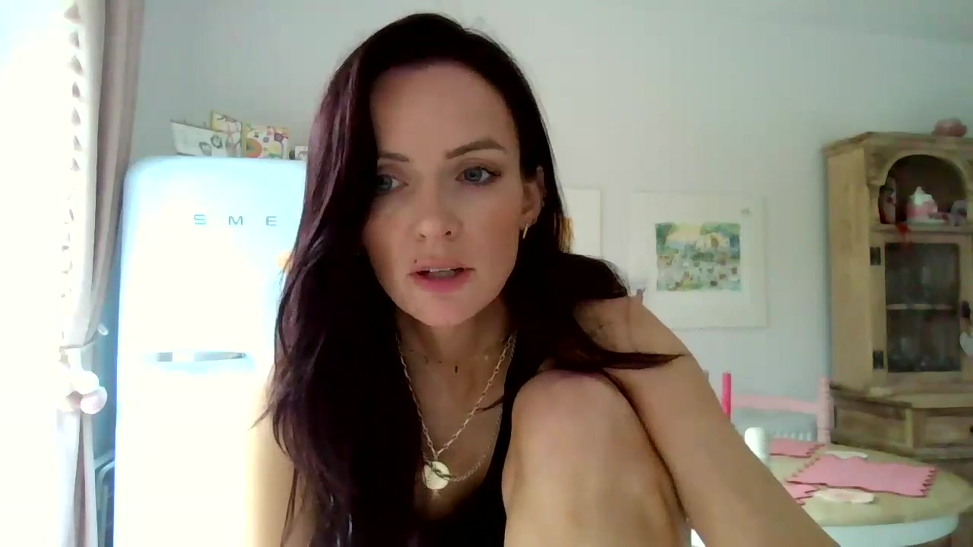 Gallery image thumbnail from British_chick's myfreecams stream on, 10/15/2024, 13:18 image 20 of 20