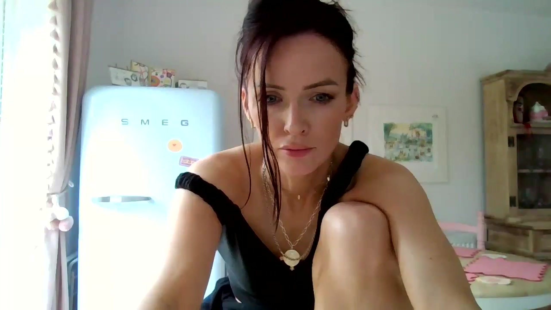 Gallery image thumbnail from British_chick's myfreecams stream on, 10/15/2024, 13:18 image 5 of 20