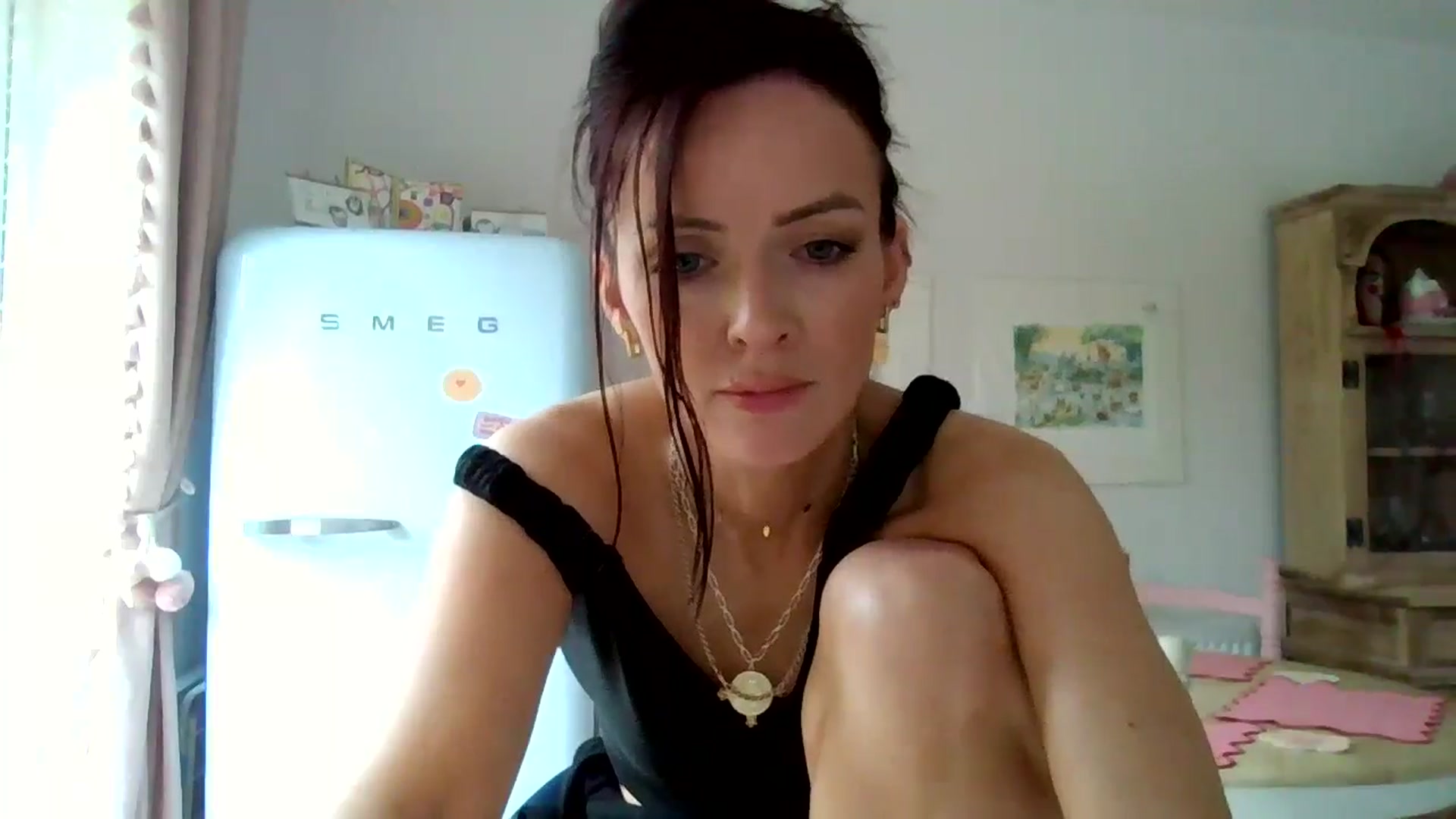 Gallery image thumbnail from British_chick's myfreecams stream on, 10/15/2024, 13:18 image 8 of 20