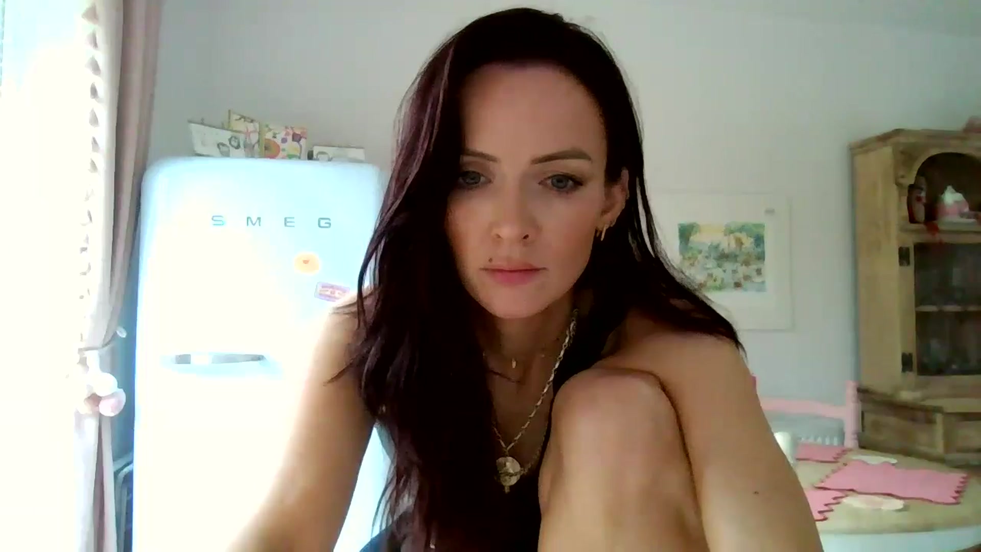 Gallery image thumbnail from British_chick's myfreecams stream on, 10/15/2024, 13:18 image 16 of 20