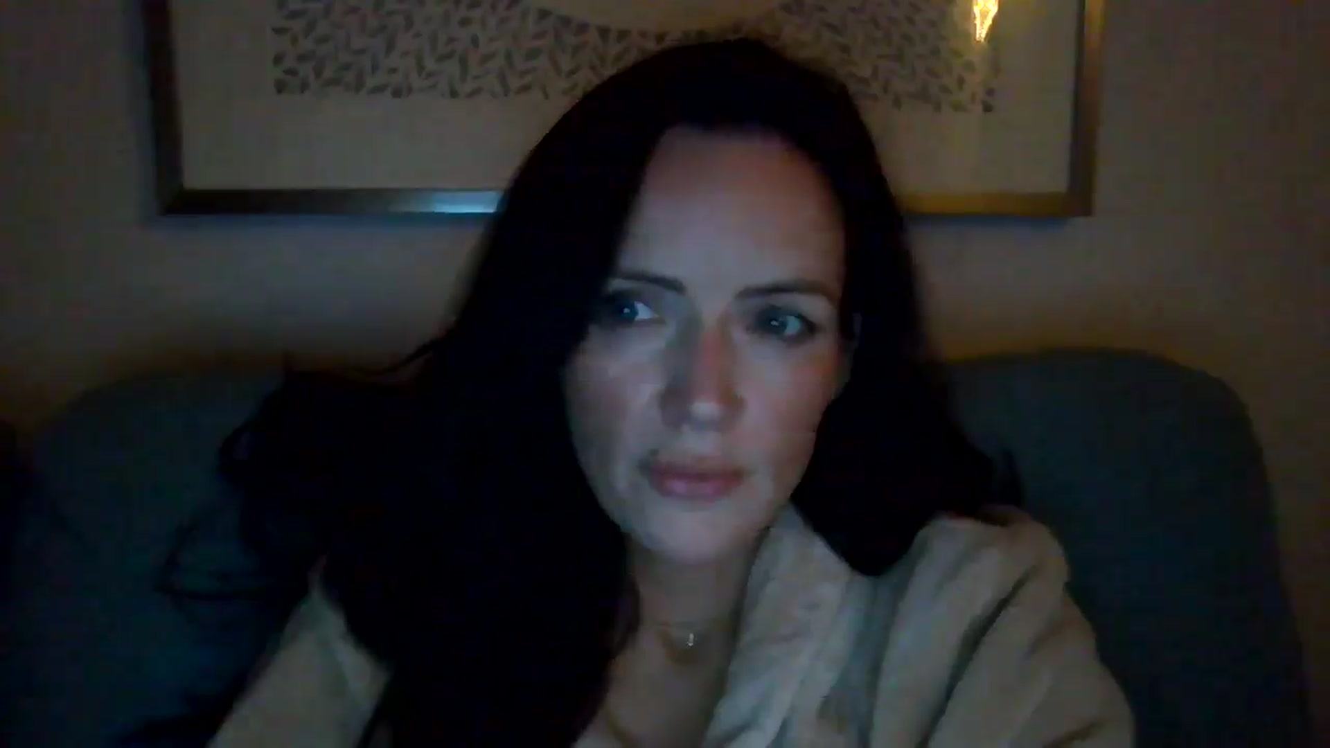 Gallery image thumbnail from British_chick's myfreecams stream on, 10/17/2024, 22:50 image 15 of 20